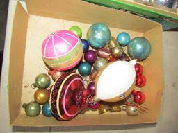 LOT OF VINTAGE CHRISTMAS DECORATIONS INCLUDING DISNEY