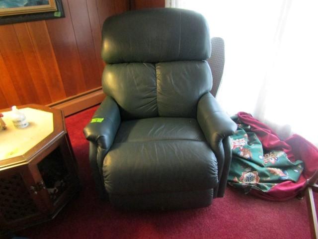 GREEN LEATHER LAZY BOY ROCKER RECLINER