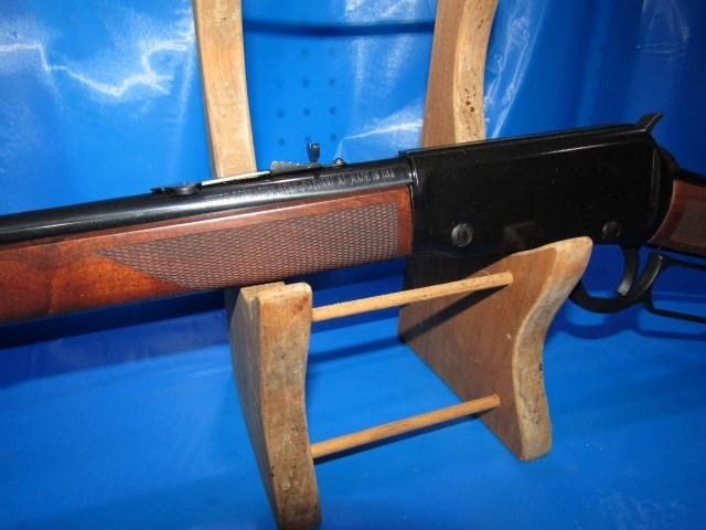 HENRY LEVER ACTION MOD H001M 22 MAG SN M065053H NEW / LIKE NEW