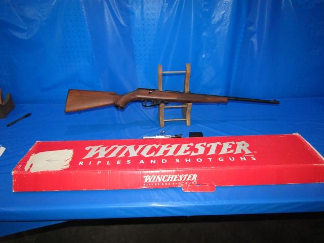 WINCHESTER WILDCAT 22 LR BOLT ACTION SN 225MP01697 NEW/LIKE NEW