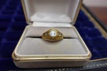 14KT YELLOW GOLD RING WITH DEAR STONES SIZE 12.5 3.7 DWT