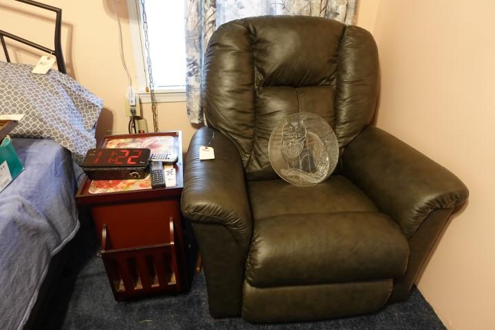 RECLINER WITH END TABLE AND MAGAZINE RACK AND DIGITAL CLOCK