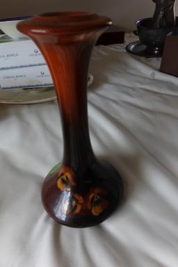 9 INCH BUD VASE BY LOUWELSA WELLER 606 / 6