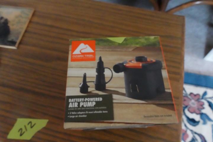 NEW IN BOX BATTERY POWERED AIR PUMP