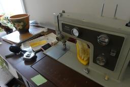 SEWING MACHINE TABLE WITH SEARS KENMORE SEWING MACHINE AND SUPPLIES AND WOR