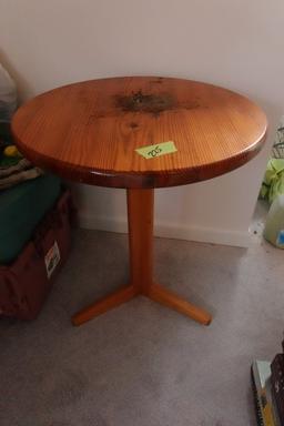 KNOTTY PINE ROUND END TABLE