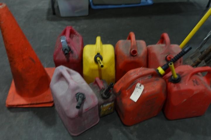 LOT OF 8 FUEL CANS AND 2 TRAFFIC CONES