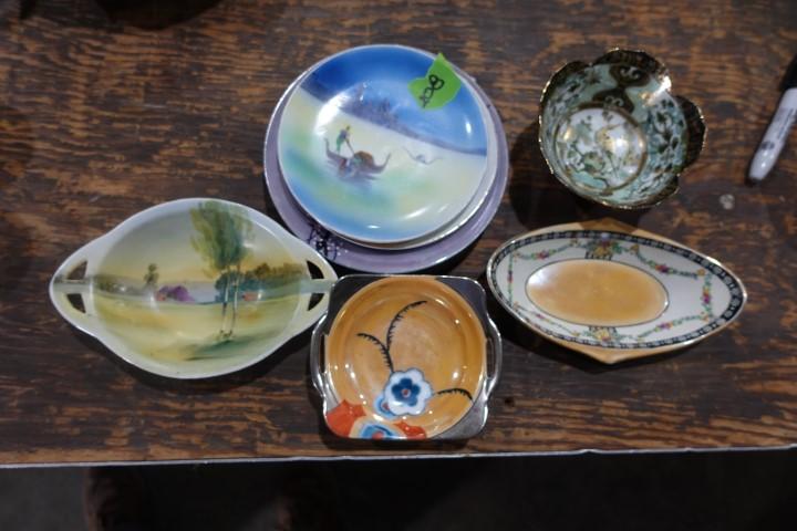 LOT OF MOSTLY HAND PAINTED NORITAKE AND SAJI BOWL