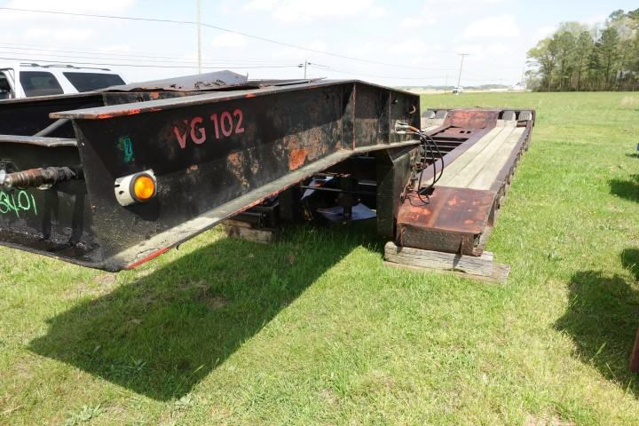 #2401 DROP DECK TRAILER 20 X 8 DECK WITH SIDE RAILS D RINGS 3' BEAVER TAIL