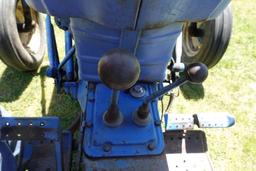 #3501 3000 FORD TRACTOR 3600 HRS 3 CYL GAS ENG 4 SPEED WITH HI LO SHIFTER P