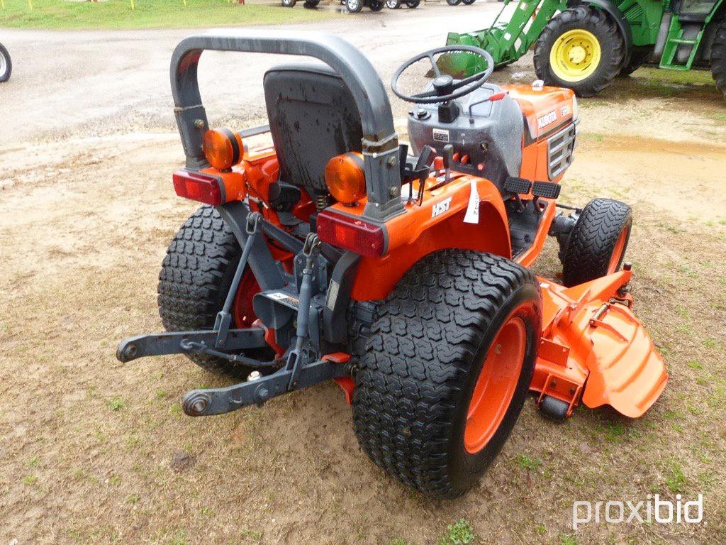 Kubota B7300 w/belly mower