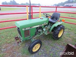 JD 650 Tractor