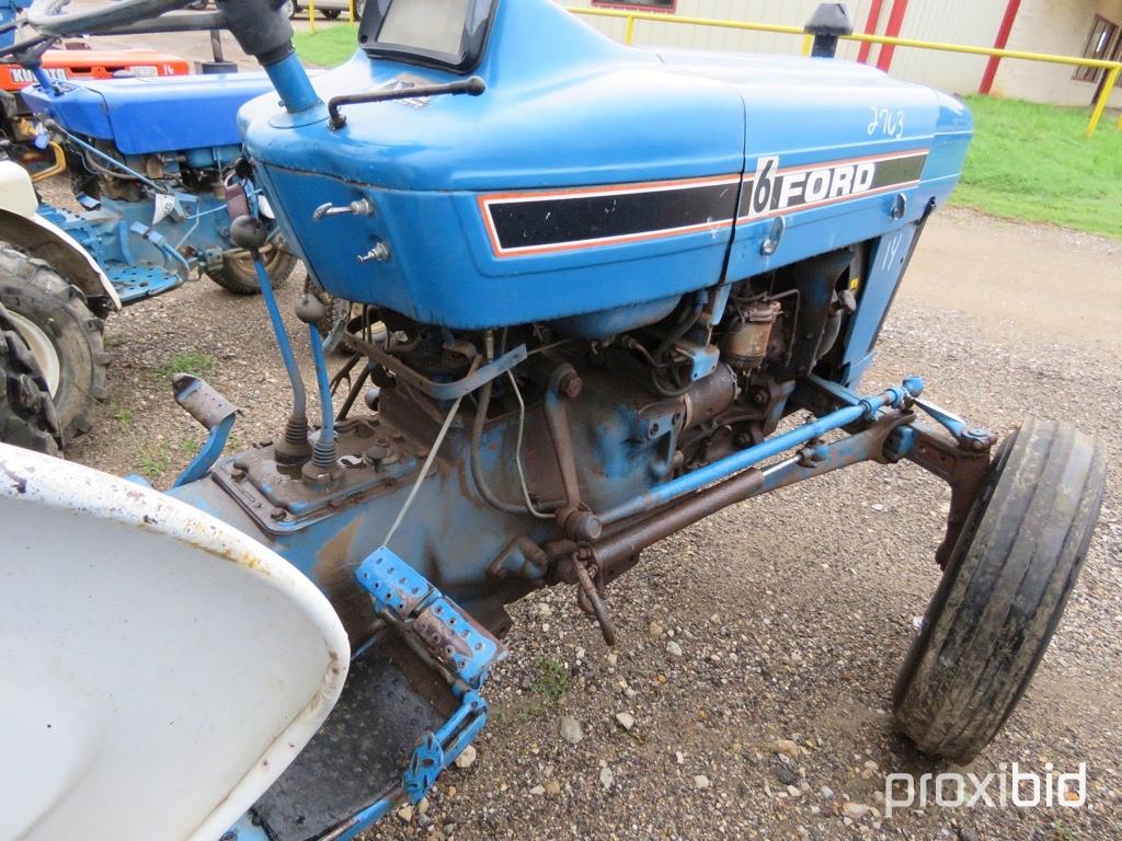 Ford 2810 Tractor