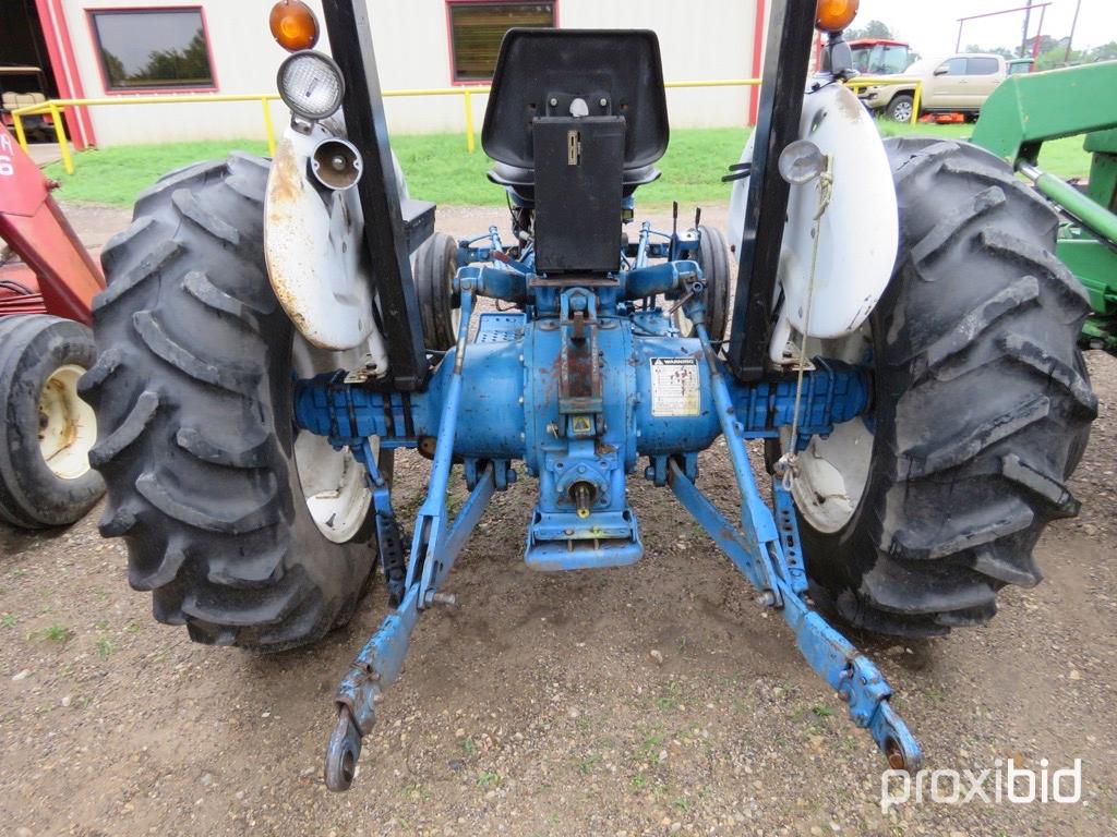 Ford 3910 Tractor