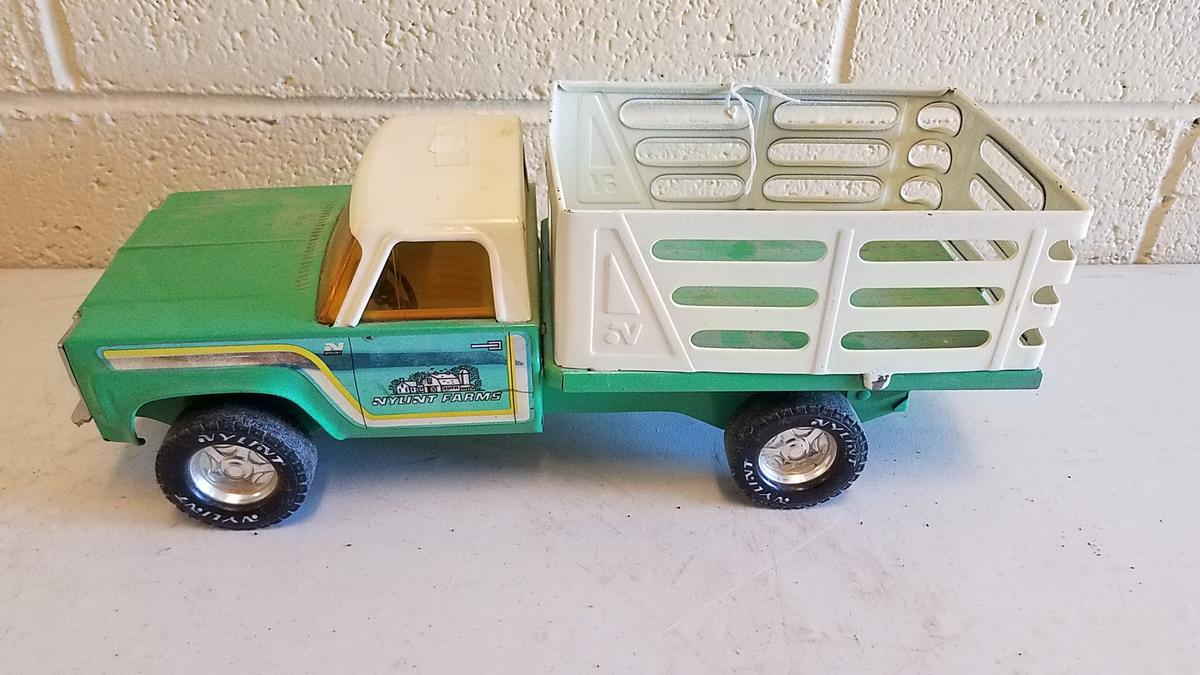 1960's Nylint Farms Truck