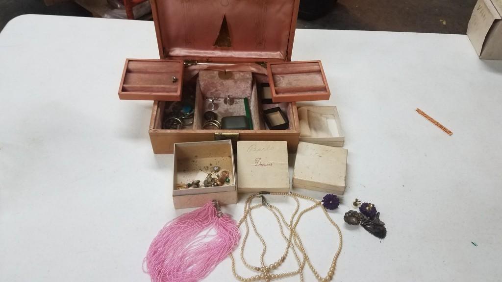 Vintage Jewelry Box