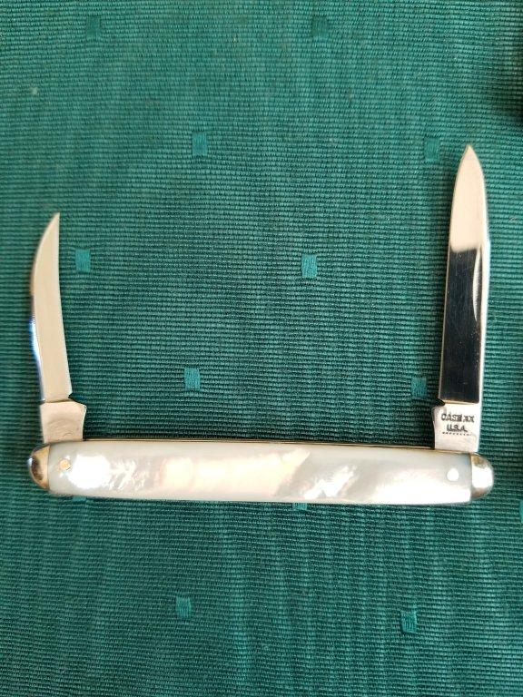Case 1970's Mother Of Pearl Knifes Lot