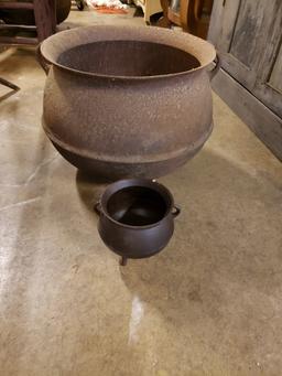 1800's Salesman Sample Cast Iron Pot