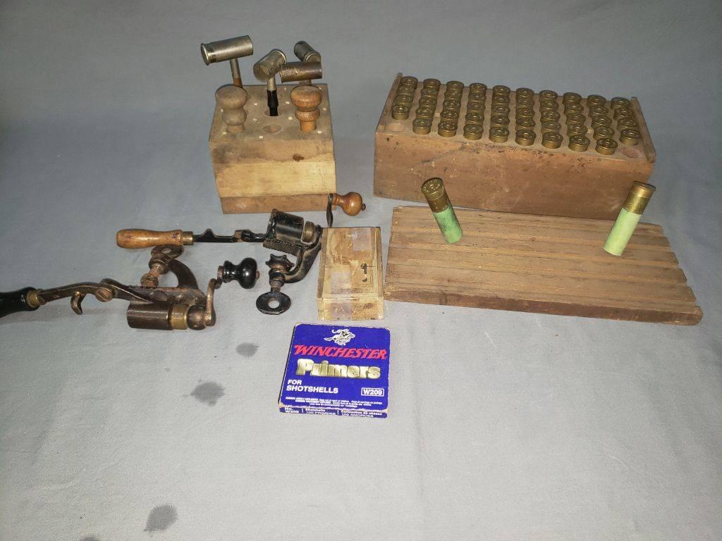 Vintage Shotgun Shell Reloading Set