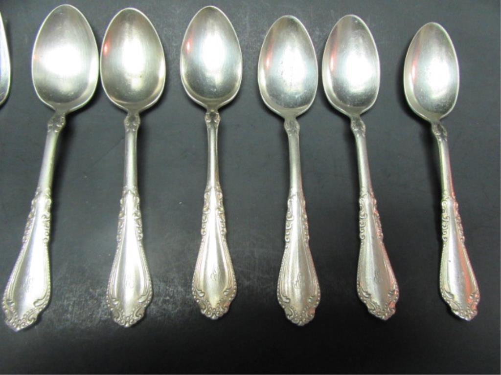 Assorted Vintage Silver Plate Flatware: (6) WM