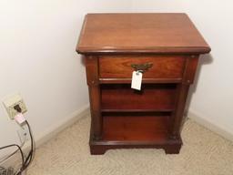 1-Drawer Night Stand By Bassett Furniture