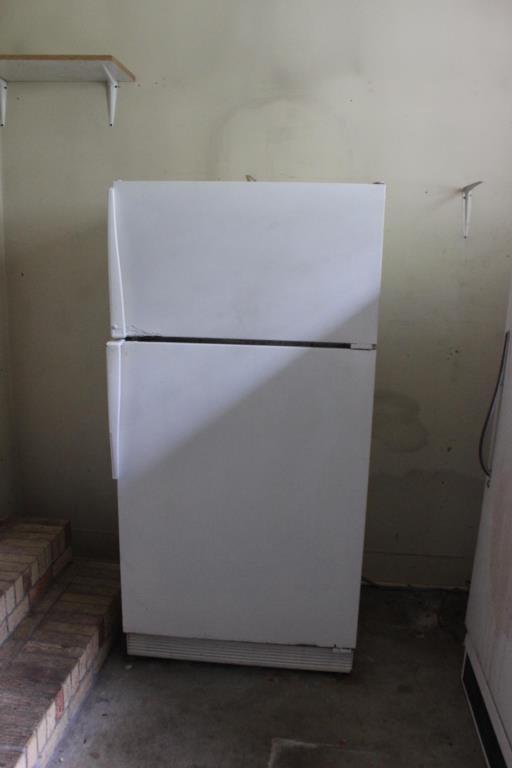 Amana Refrigerator/Freezer