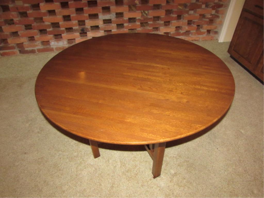 Game Table & (4) Chairs on Casters--46" Diameter