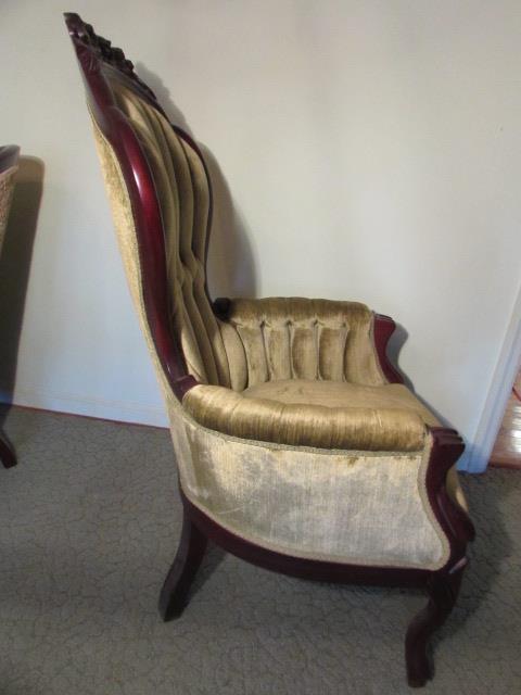 Victorian-Style Carved Chair with Tufted Velvet