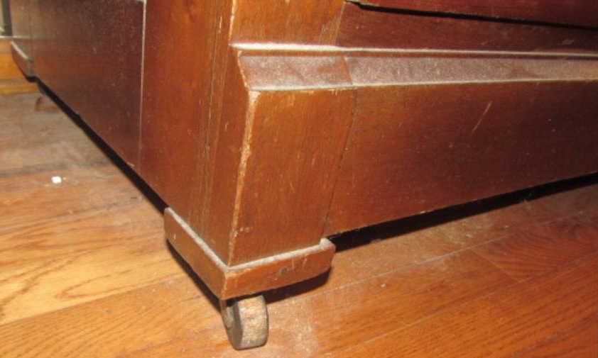 Victorian Marble-Top 3-Drawer Chest with Carved