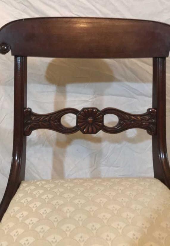 (8) Mahogany Dining Chairs (6)--Side Chairs & (2)
