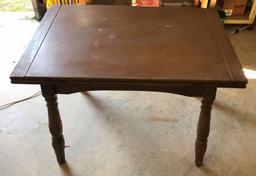 Breakfast Table with Turned Legs & Slide-Out Leaf,