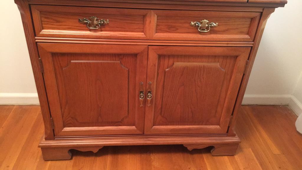 Server by Bassett Furniture Company--40" x 18",