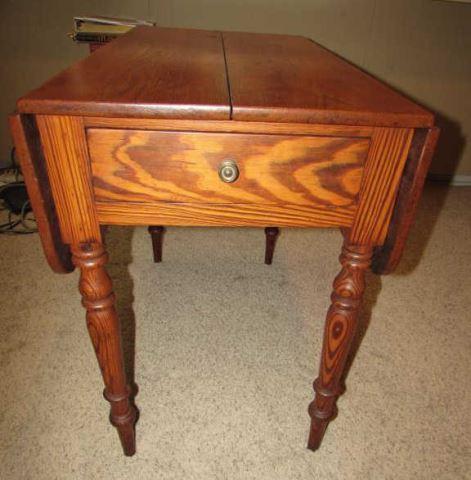 Drop-Leaf Dining Table with Turned Legs &