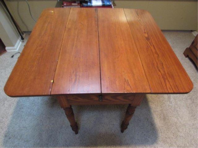 Drop-Leaf Dining Table with Turned Legs &