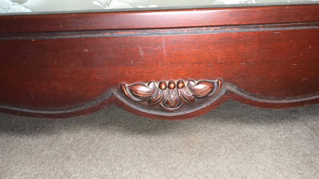 Vintage Mahogany Full-Size Bed--matches Lots