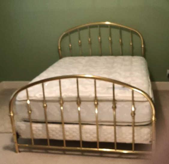 Queen Size Brass Bed