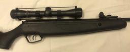 Stoeger Model X-10 Pellett Air Gun w/4 x 32 Scope