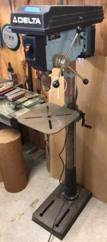 Delta Floor Model Drill Press, Model 17-900