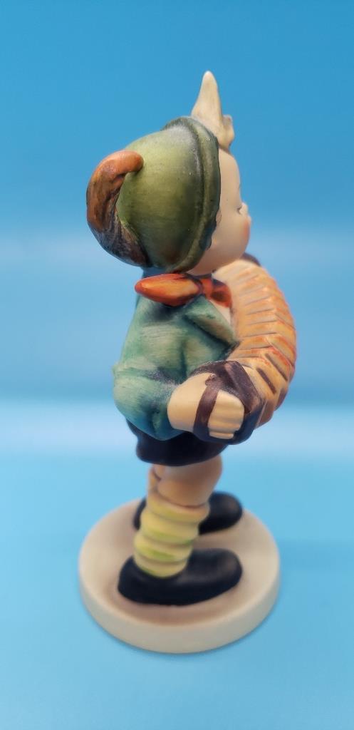 Hummel "Accordion Boy" Figurine, Hum 185