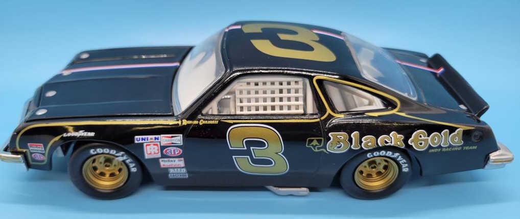 Racing Collectibles by Action 1:24 Richard