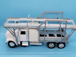 Diecast & Plastic Car Hauler 1:34 Scale