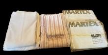 Assorted King Size Sheets: (2) Martex Flat S