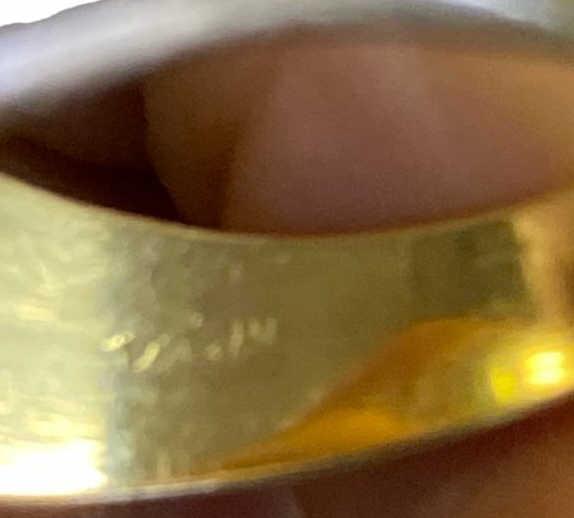 Men’s 14 Kt Yellow Gold Family Crest Ring marked