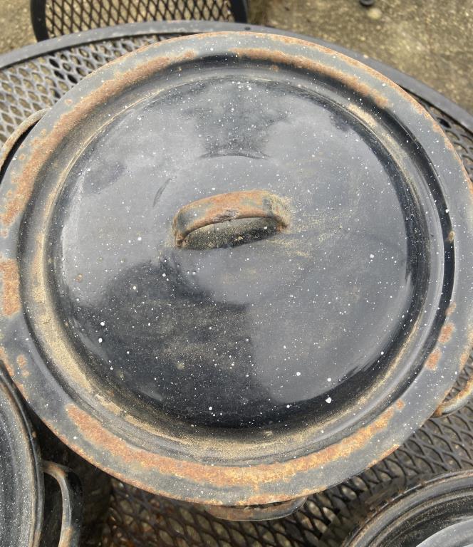 (3) Enamelware Pots with 3 Lids