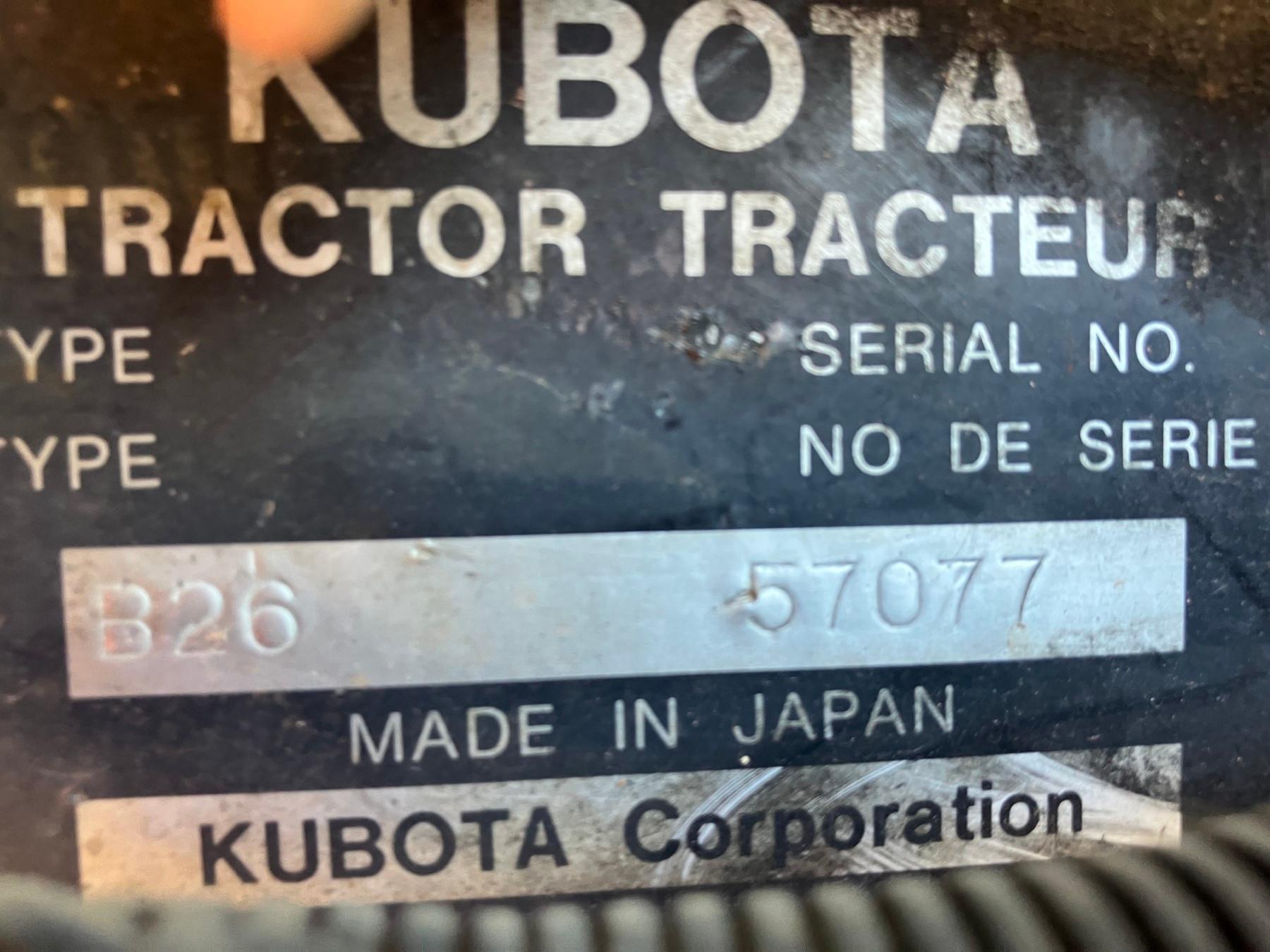 KUBOTA B26 TLB