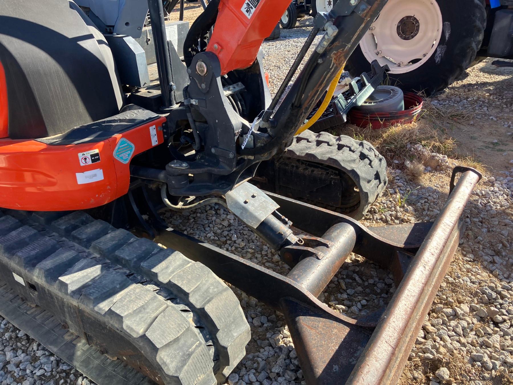 KUBOTA KX057-4 MINI EXCAVATOR