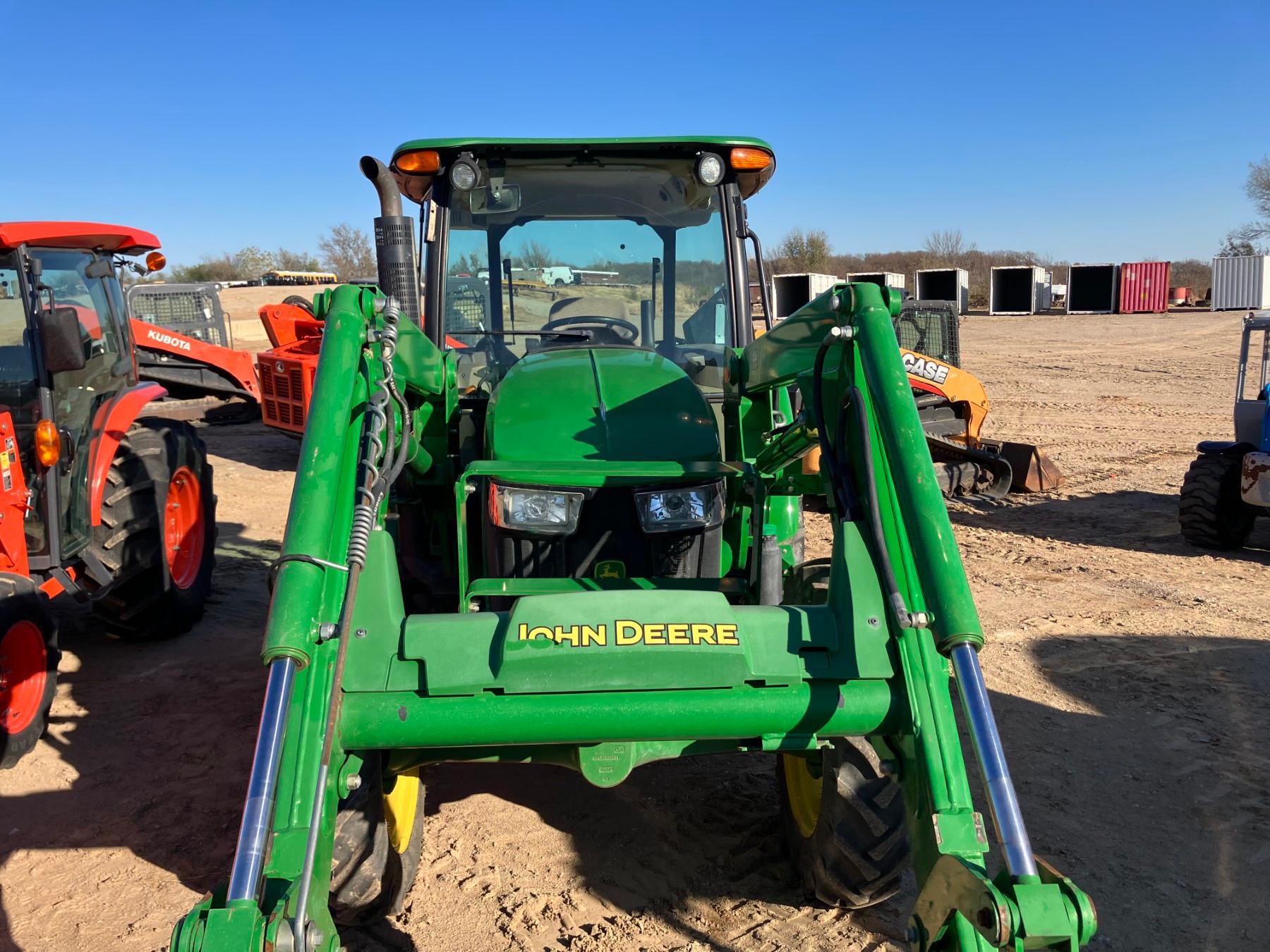 JOHN DEERE 5065E