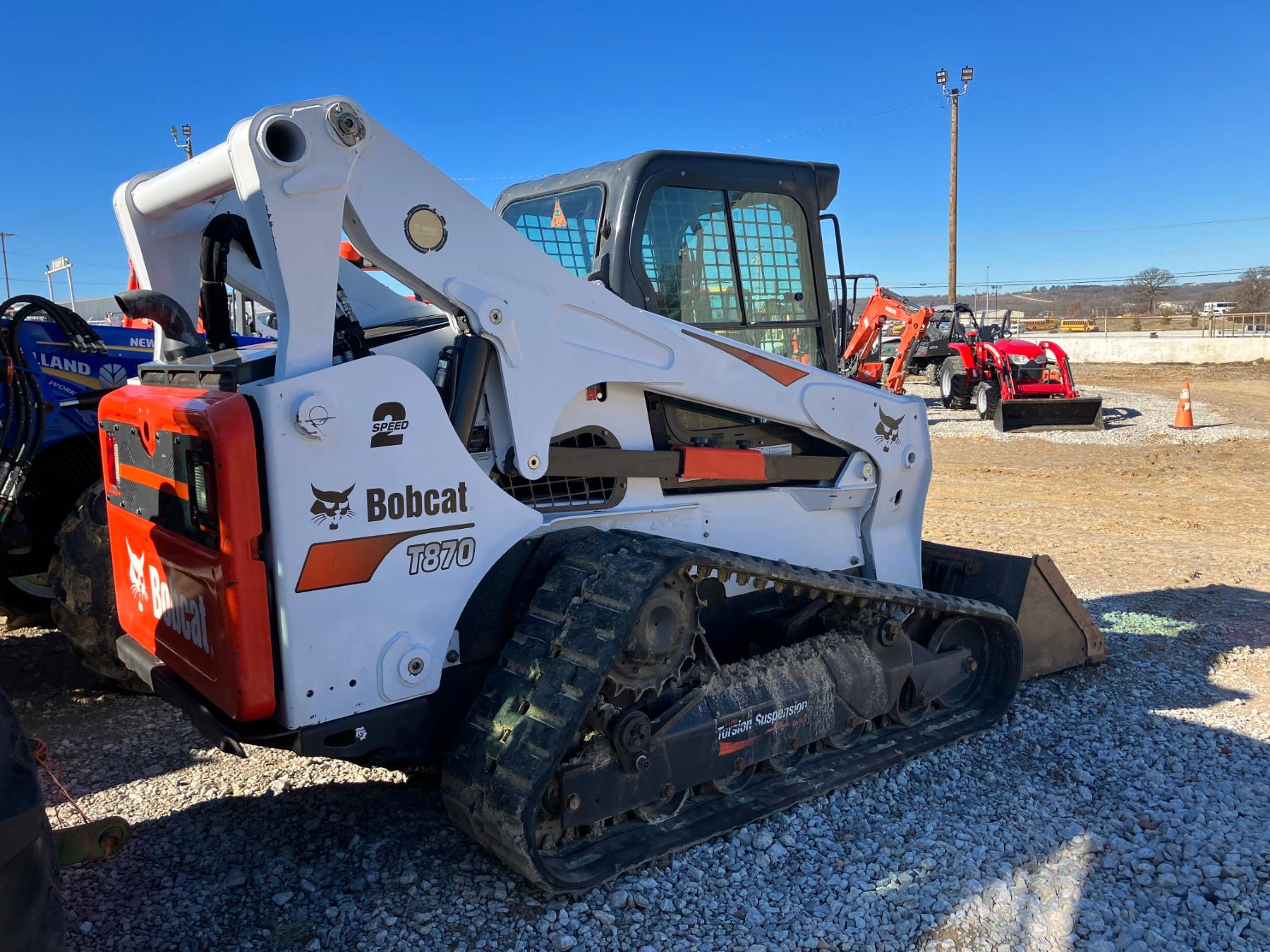 BOBCAT T870 SKIDSTEER