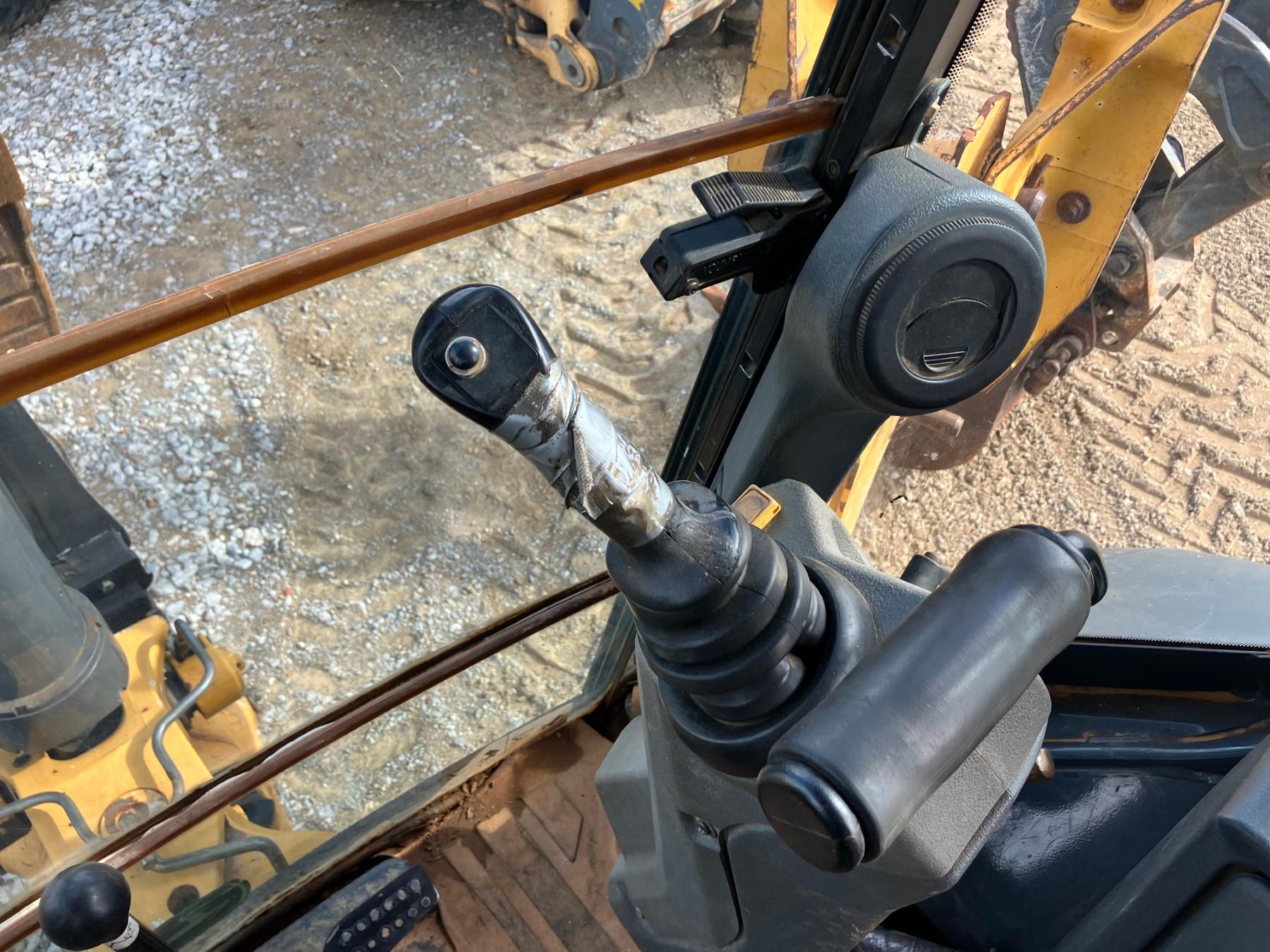 DEERE 310SL BACKHOE