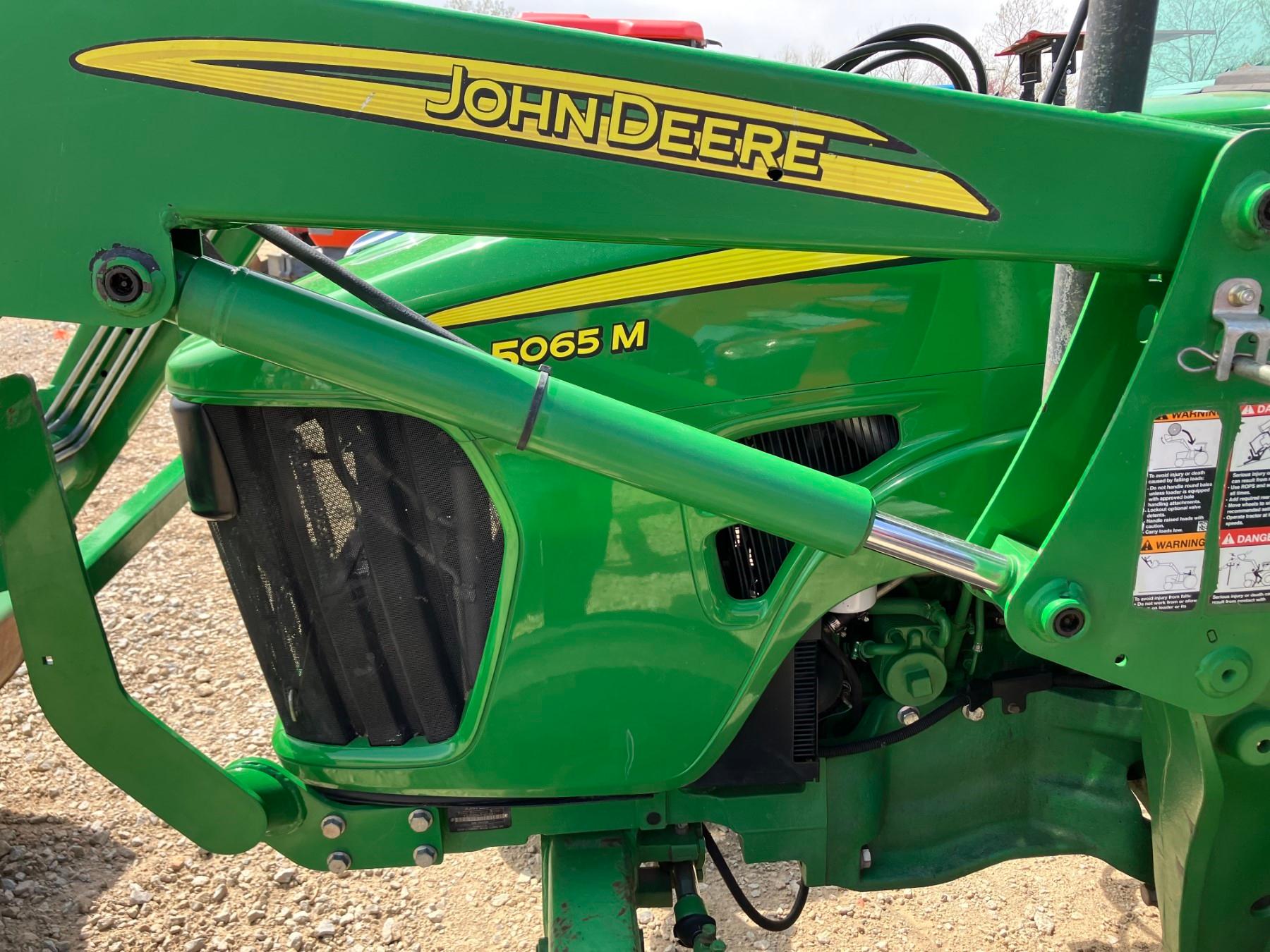 JOHN DEERE 5065M